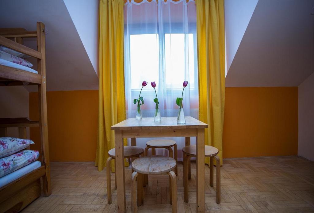 Hostel Florencja Groß Salze Zimmer foto